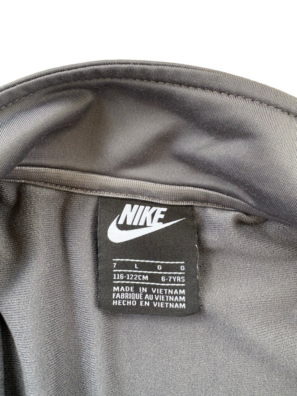 Nike Boys Zip Up Jacket Gray Athletic Track Jacket Size 6-7 - Picture 4 of 6